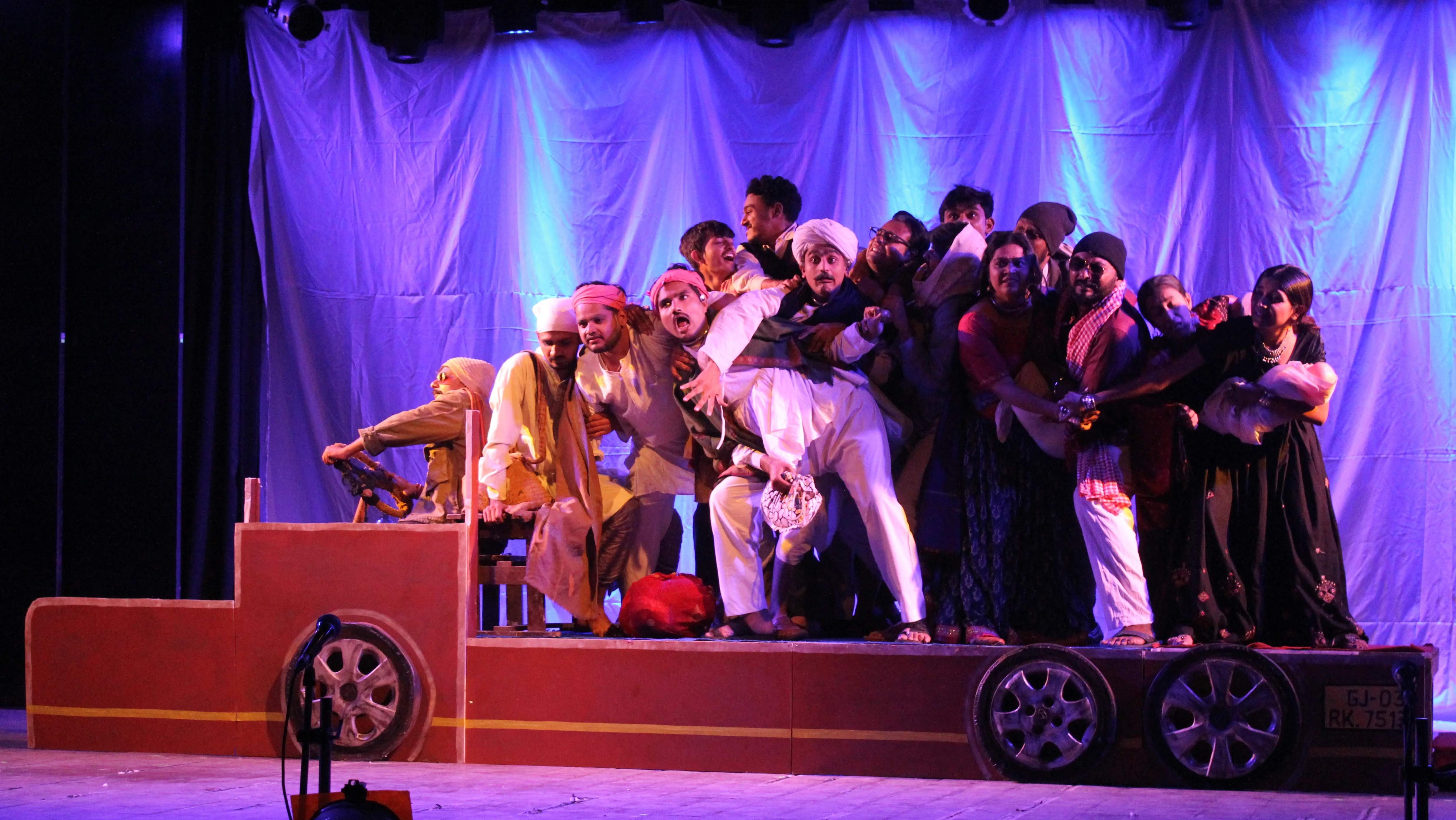 Madiya Ni Vaato Performance